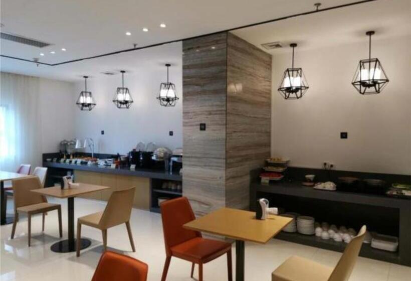 Hotel City Comfort Inn Binyang Litang High Speed Railway Station