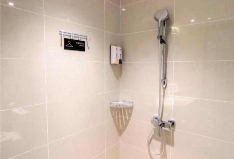 Hotel City Comfort Inn Chengdu Qingbaijiang Carrefour