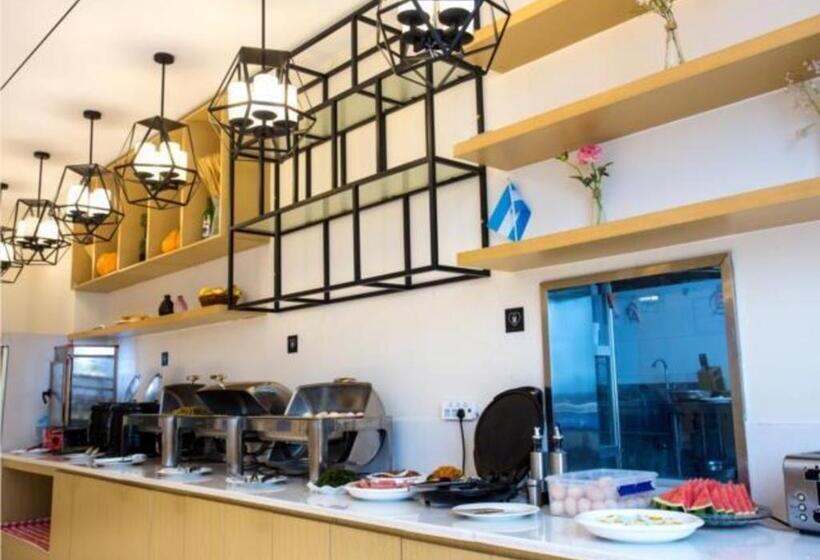 Hotel City Comfort Inn Chengdu Qingbaijiang Carrefour