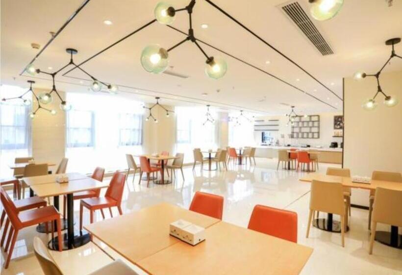 Hotel City Comfort Inn Chengdu Qingbaijiang Carrefour