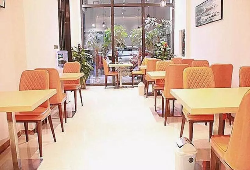 Hotelli City Comfort Inn Chenzhou Youa International Plaza