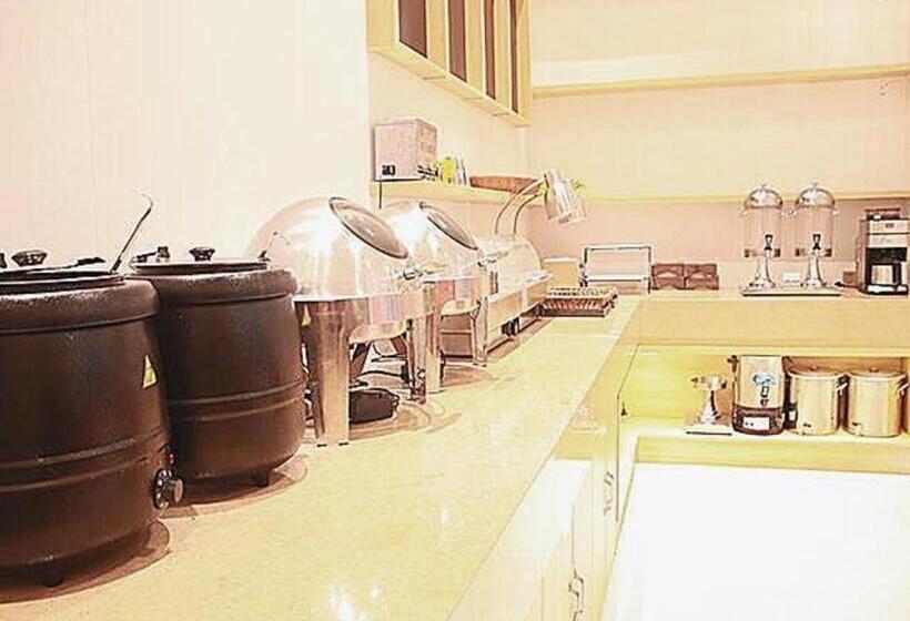 בית מלון כפרי City Comfort Inn Chenzhou Youa International Plaza