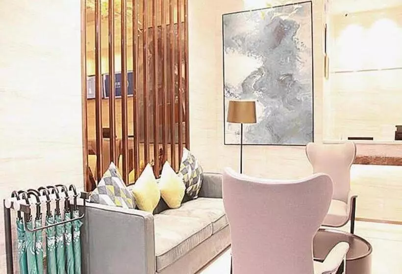 Hotelli City Comfort Inn Chenzhou Youa International Plaza