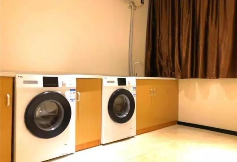 Hotelli City Comfort Inn Ezhou Hengda