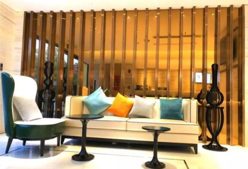 Hotelli City Comfort Inn Ezhou Hengda