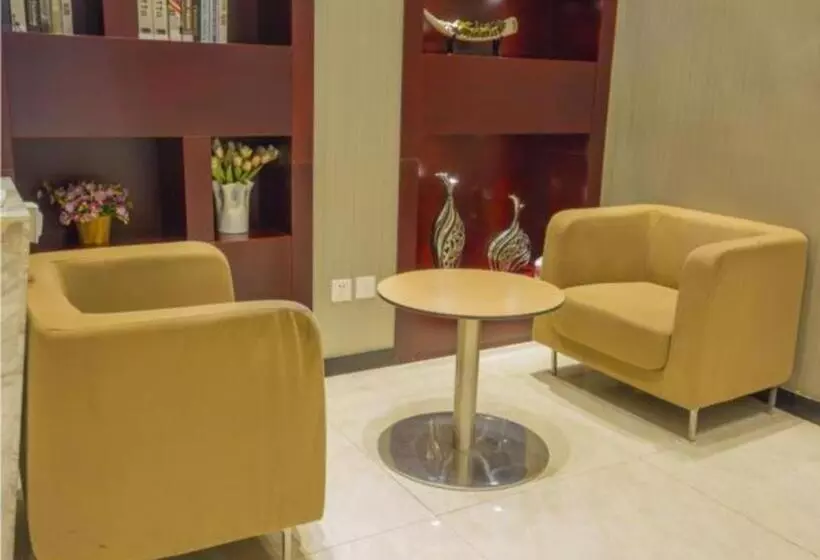 Hotelli City Comfort Inn Hechi Bama Shouxiang Avenue