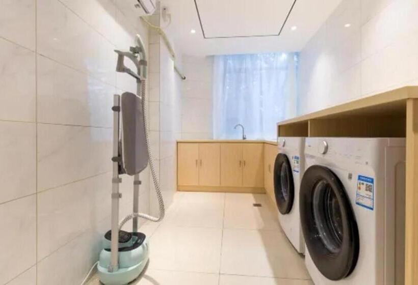 בית מלון כפרי City Comfort Inn Jiangmen Taishan Pedestrian Street