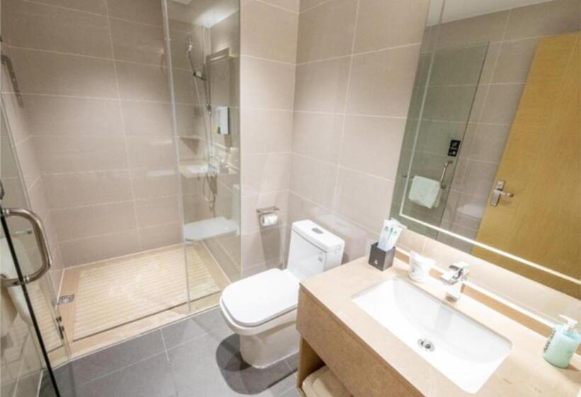 בית מלון כפרי City Comfort Inn Loudi Sports Center