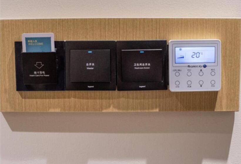 בית מלון כפרי City Comfort Inn Loudi Sports Center