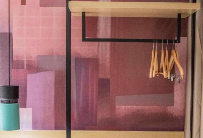 בית מלון כפרי City Comfort Inn Loudi Sports Center