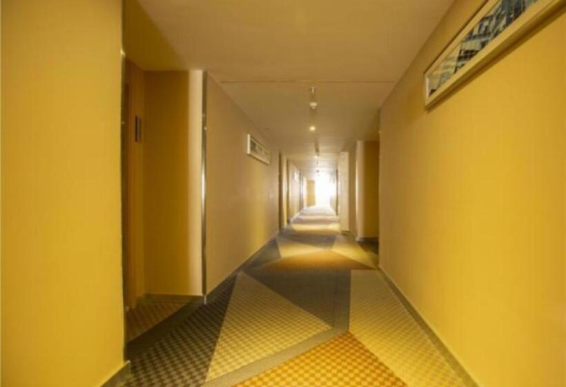 בית מלון כפרי City Comfort Inn Tianmen East Lake Wanda Plaza