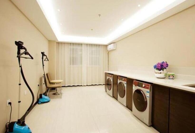 호텔 City Comfort Inn Xianning Chongyang Taoxi Avenue