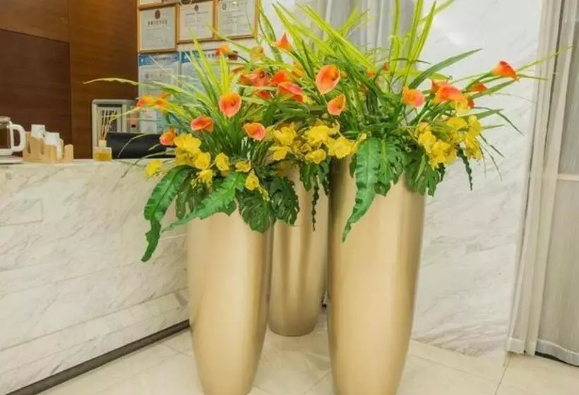 ホテル City Comfort Inn Yibin Cuipingshan Park