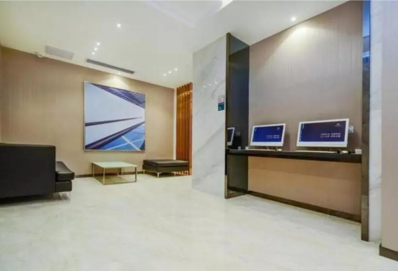 ホテル City Comfort Inn Yibin Cuipingshan Park