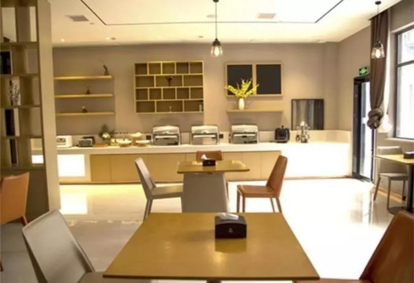 ホテル City Comfort Inn Yichang Yuan An Passenger Station