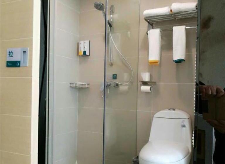 בית מלון כפרי Jtour Inn Huanggang Wanda Plaza