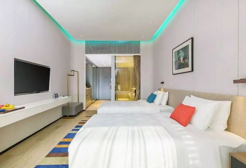 Hotelli Lujiang Mega