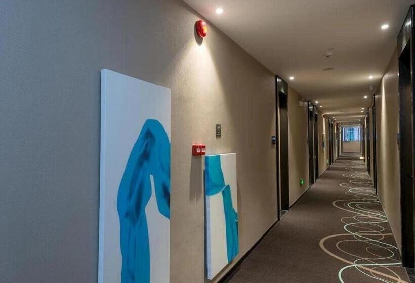 Hotel Xana Lite·qingyuan Dongcheng Avenue