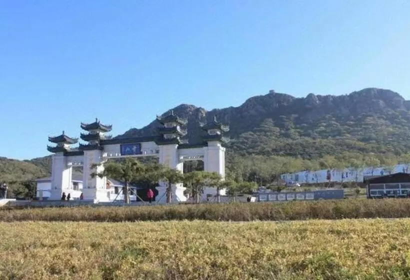 Iu Hotels· Xincheng Haibing University Store