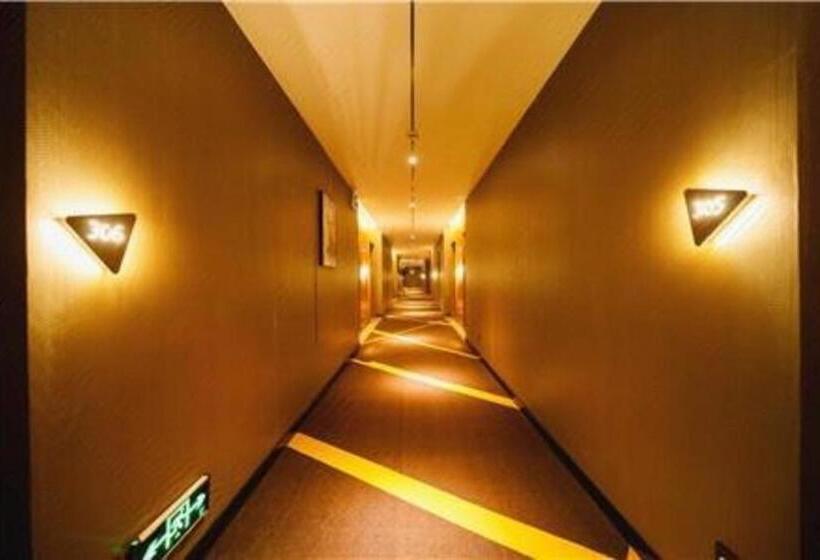 Iu Hotels· Xincheng Haibing University Store