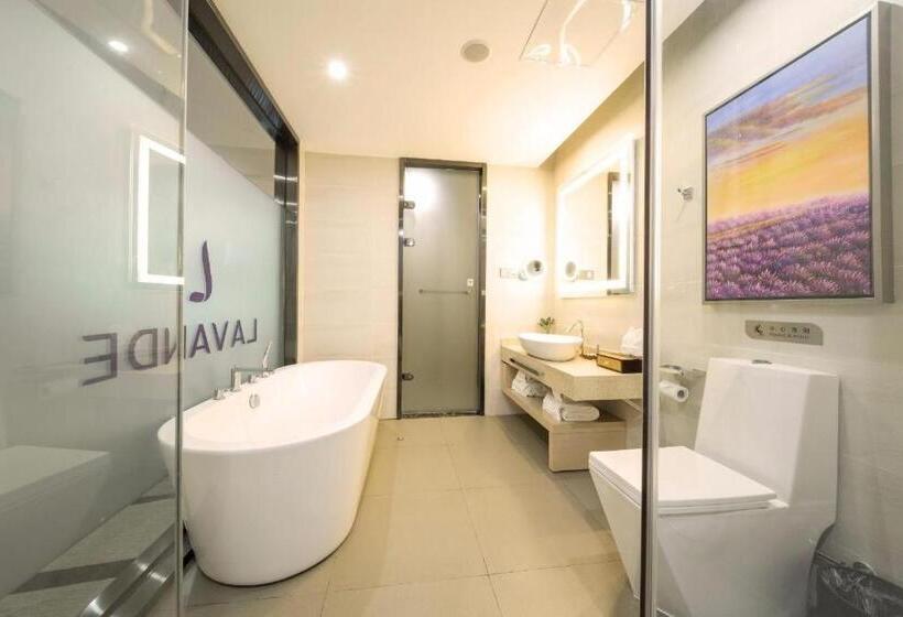 Lavande Hotels Qingxu Wenyuan Road