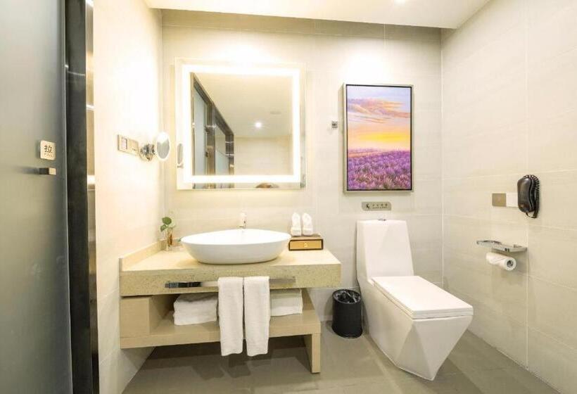 Lavande Hotels Qingxu Wenyuan Road