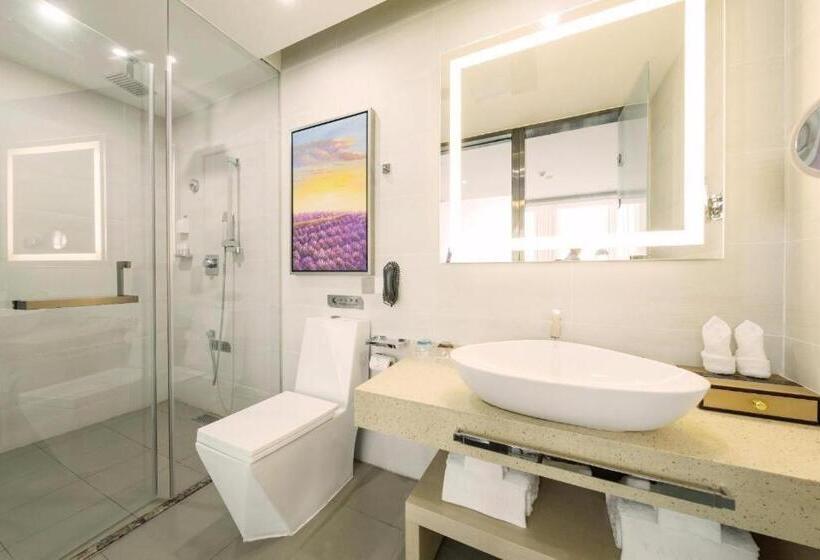 Lavande Hotels Qingxu Wenyuan Road