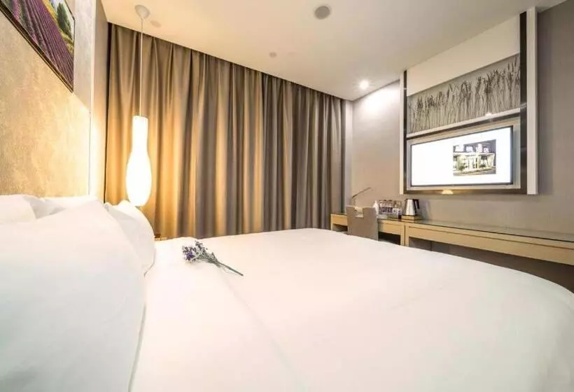 Lavande Hotels Qingxu Wenyuan Road