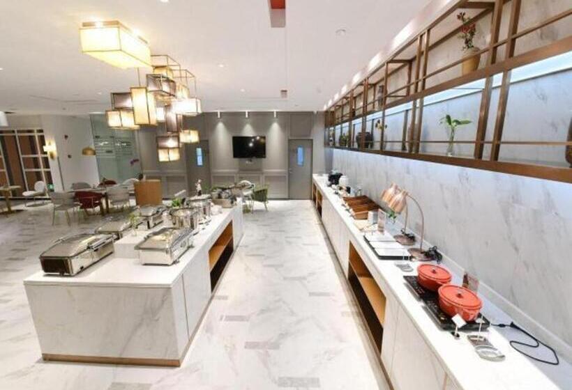 Magnotel Qinzhouwan Square