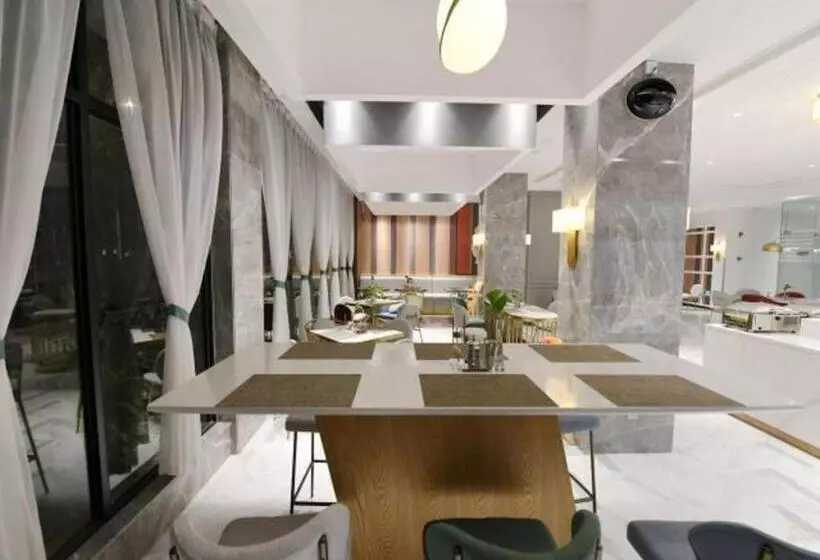 Magnotel Qinzhouwan Square