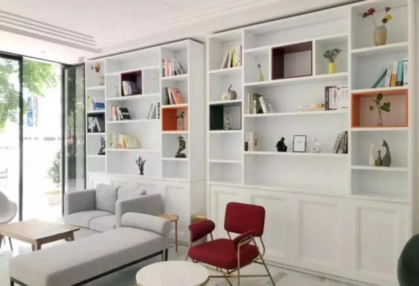 Magnotel Qinzhouwan Square