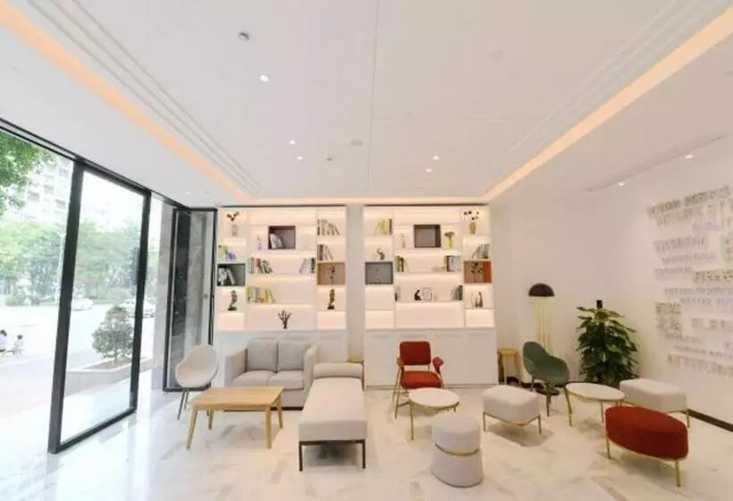 Magnotel Qinzhouwan Square