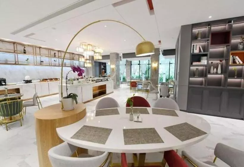 Magnotel Qinzhouwan Square