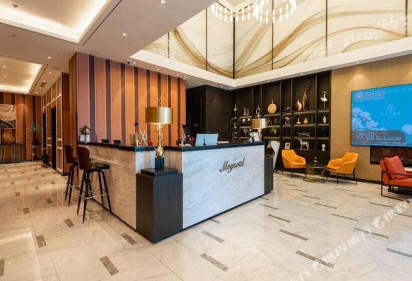 Magnotel Tongxiang Shimao Center