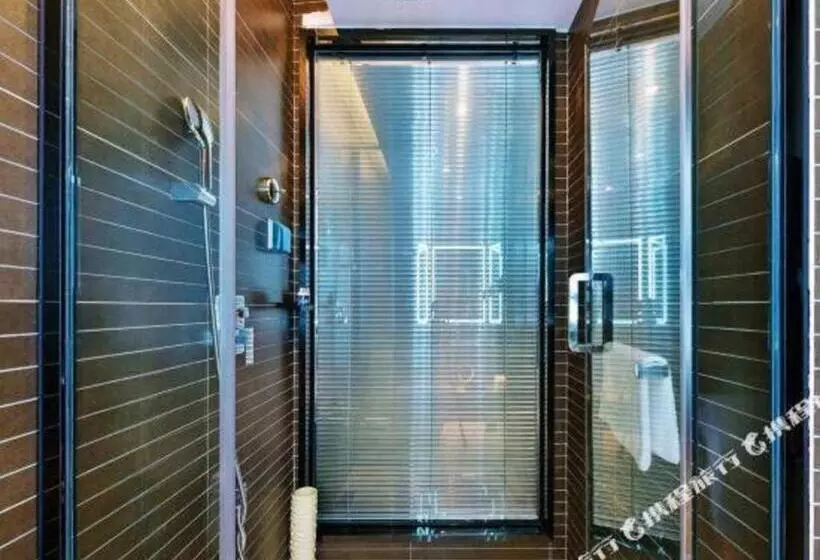 Xana Hotelle Luzhou High Speed Railway Station Trading Market Passenger Terminal