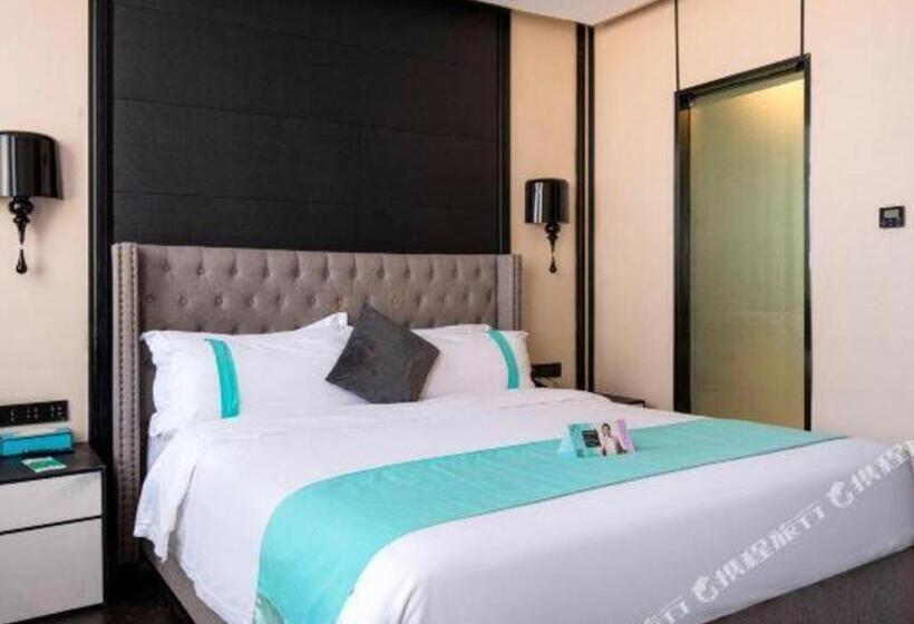 Xana Hotelle Luzhou High Speed Railway Station Trading Market Passenger Terminal