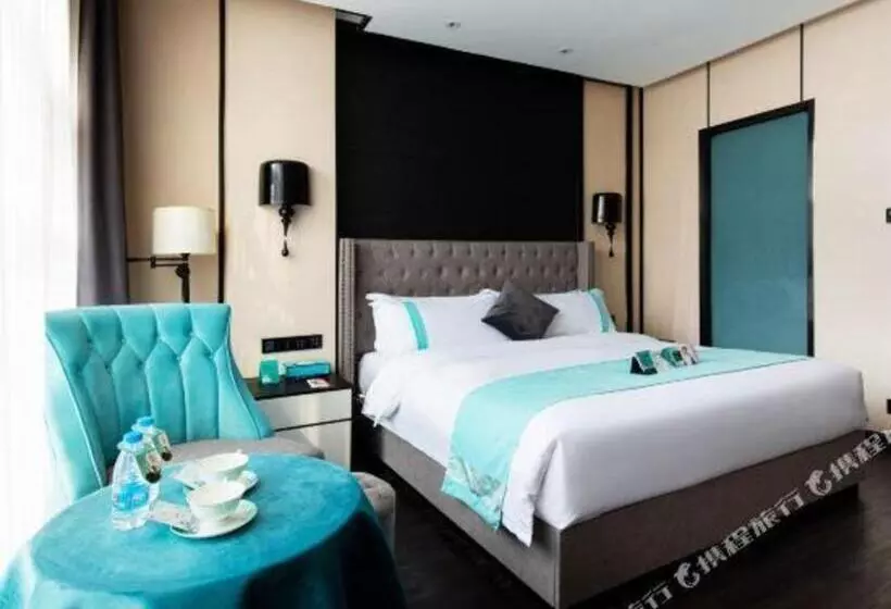 Xana Hotelle Luzhou High Speed Railway Station Trading Market Passenger Terminal