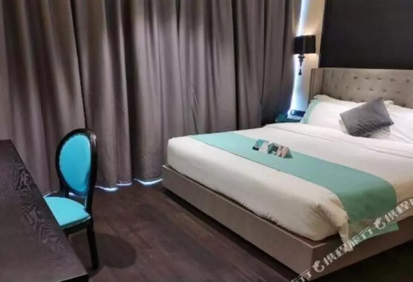 Xana Hotelle Luzhou High Speed Railway Station Trading Market Passenger Terminal