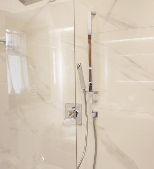 مبيت وإفطار La Loggia