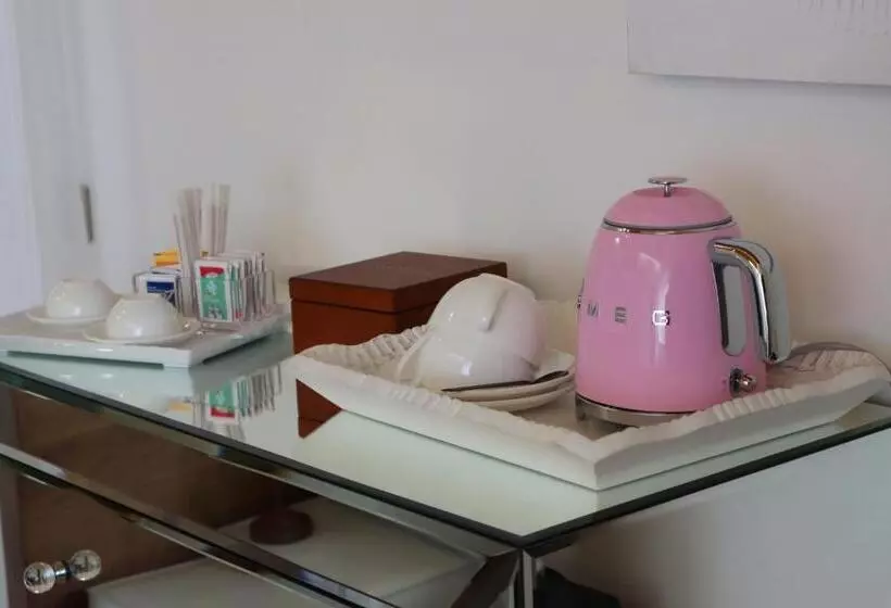 تختخواب و صبحانه La Loggia