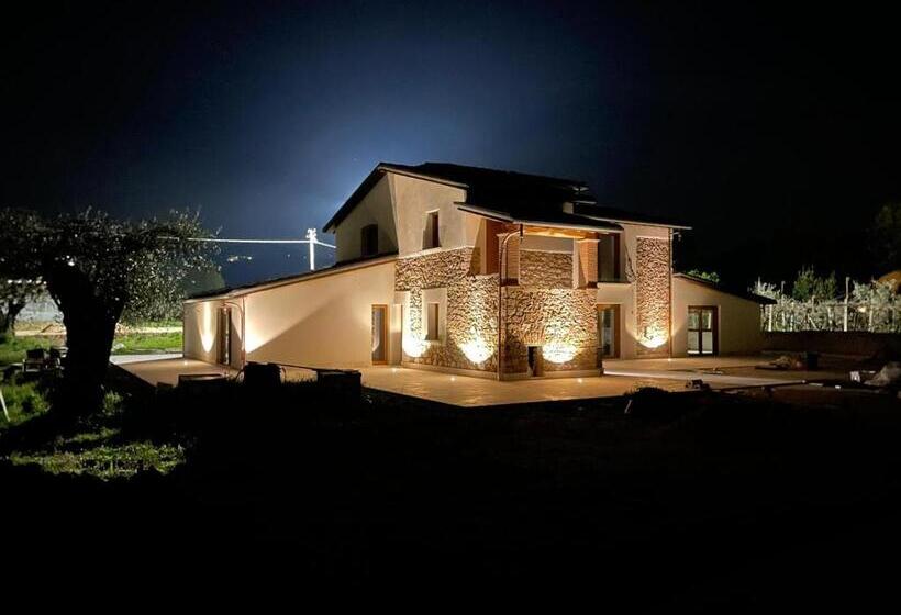 مبيت وإفطار La Loggia