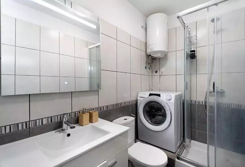 Casa Lizzy   Appartamento Con Vista Giardino N325