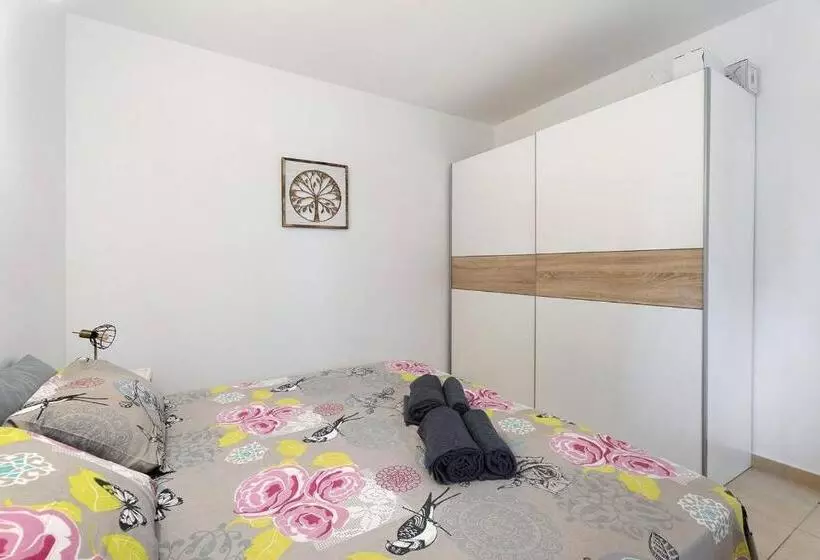 Casa Lizzy   Appartamento Con Vista Giardino N325