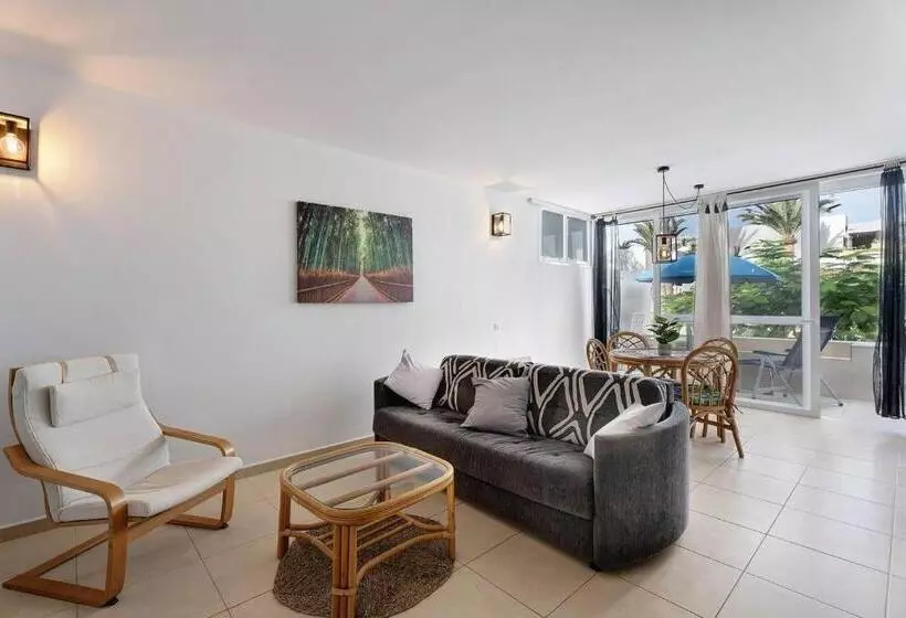 Casa Lizzy   Appartamento Con Vista Giardino N325