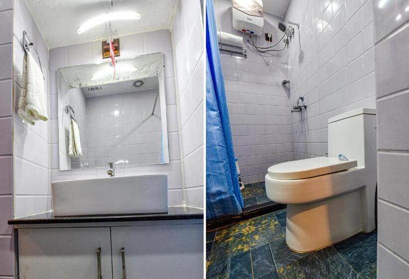 Fabhotel Ambika Chirwa House