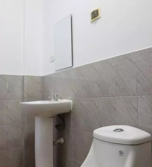 ホテル Albergue Schuler