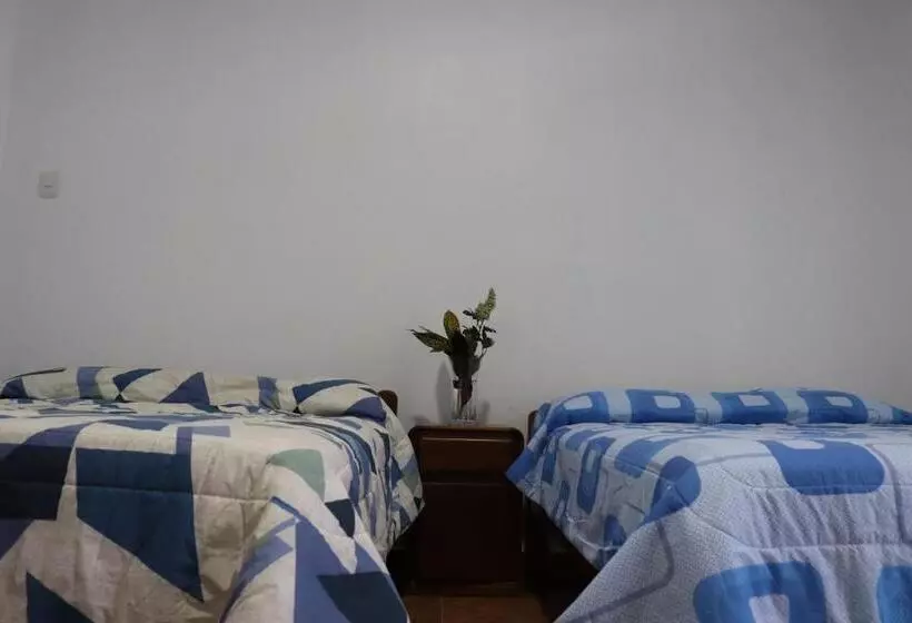ホテル Albergue Schuler