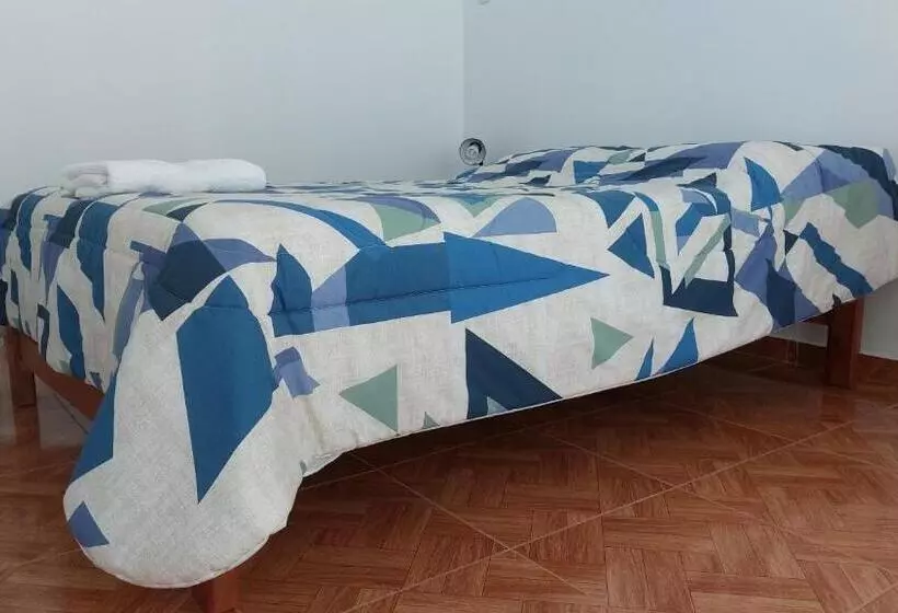 ホテル Albergue Schuler