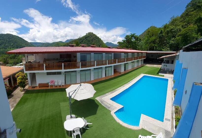 هتل Albergue Schuler