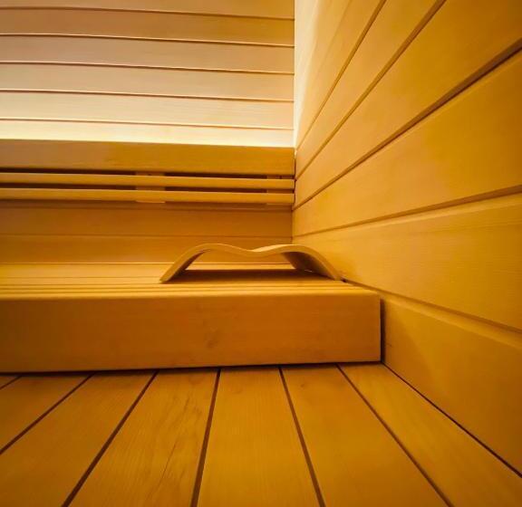 هتل Les Terrasses Du Port